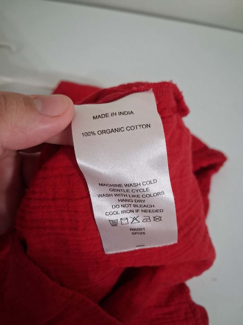 Quince 100% Organic Cotton Gauze Roll Sleeve Shirt in Wild Cherry - Picture 5 of 8